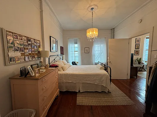 Rented by Current Real Estate Advisors | media 5