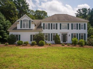 8 Jade Walk, Medfield, MA 02052