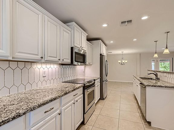 5th image of 2120 N 68th Pl