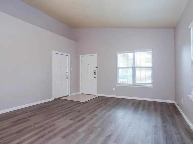21327 Sweet Grass Ln — Photo 5