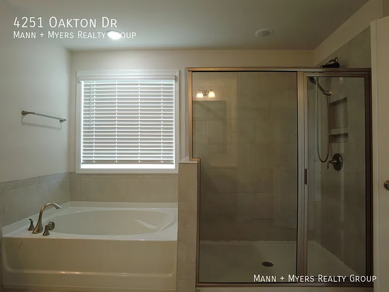 4251 Oakton Dr — Photo 39