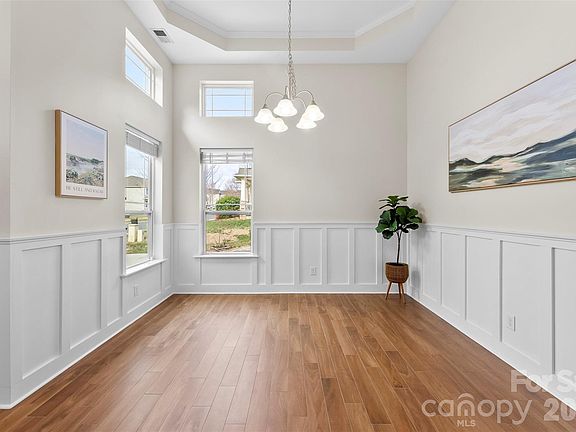 5th image of 1201 McKee Farm Ln