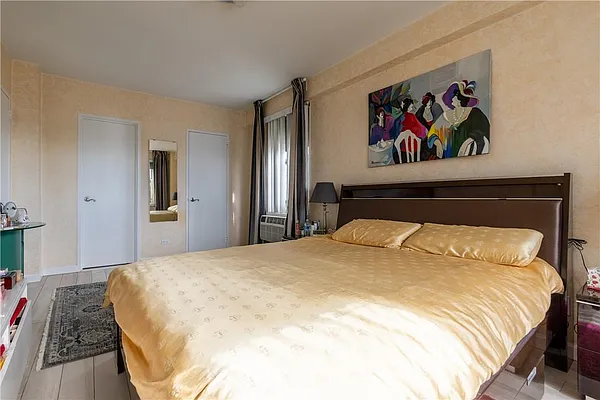 Sold by Remax Edge | media 9
