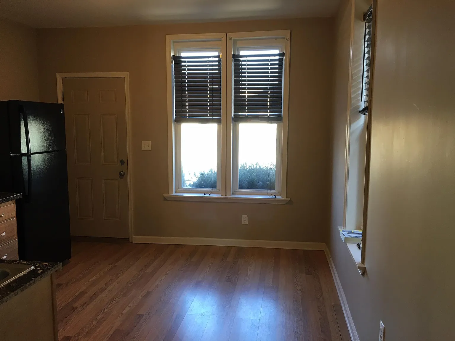 1 bed, 500 sqft, $875 — Photo 3