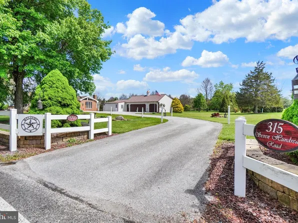 315 700th Rd, New Oxford, PA 17350