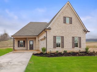 3168 Meadows Way, Hernando, MS 38632