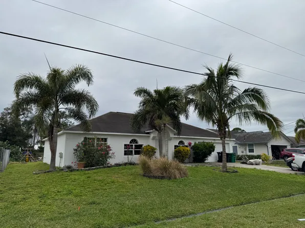 942 SE Damask Ave, Port Saint Lucie, FL 34983