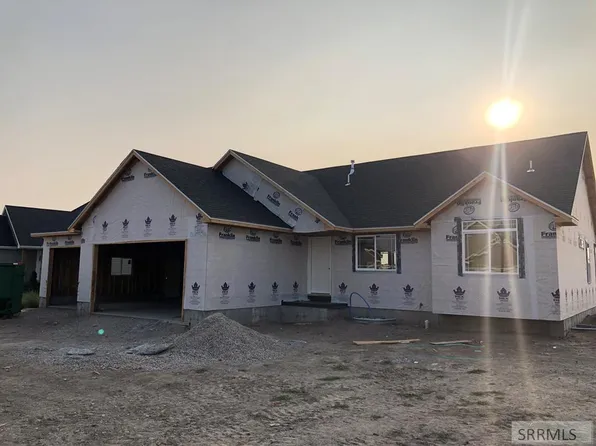 697 Tanglewood Dr, Rexburg, ID 83440