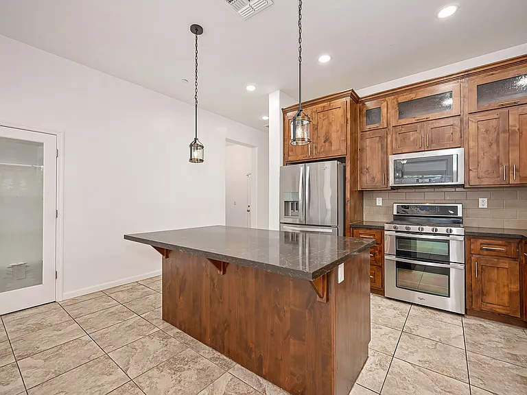 2232 Ranch View Dr — Photo 8