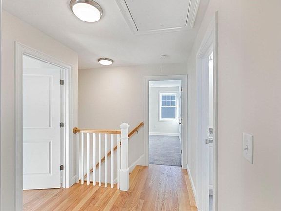 5th image of 171 Rangeway Rd