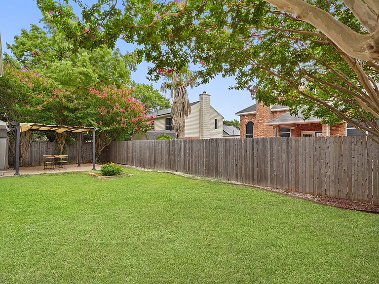 4518 Wescott Dr — Photo 55