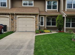 16 Lavister Dr, Mount Laurel, NJ 08054