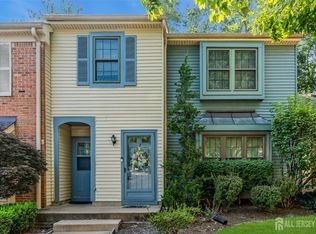 71 Bradford Ct, Aberdeen, NJ 07747