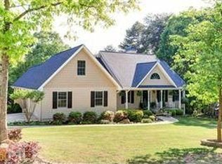 317 Deer Chase Rd, Toccoa, GA 30577