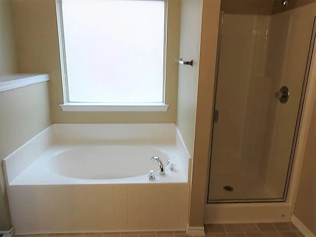 5112 Parkplace Dr — Photo 9