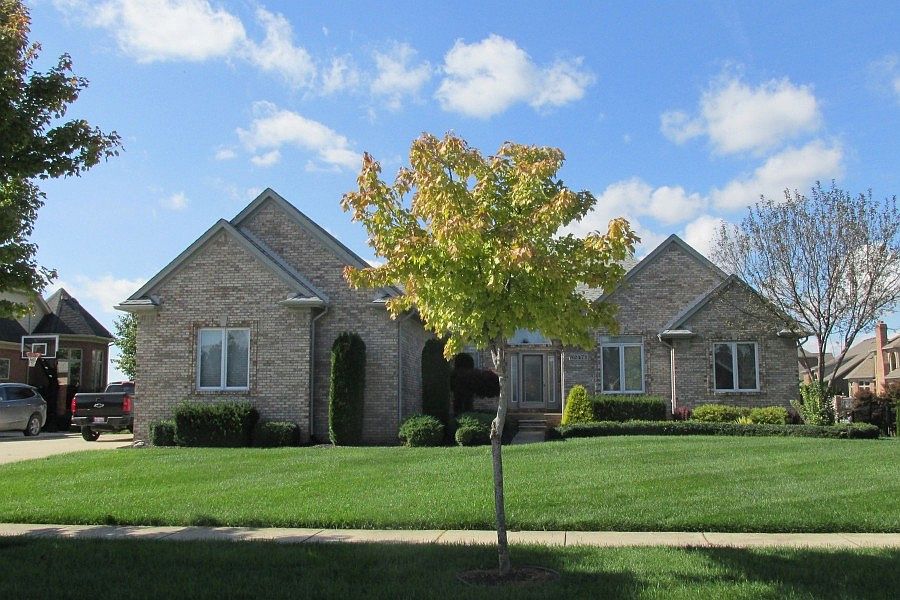 1st image of 52471 Indian Summer Dr