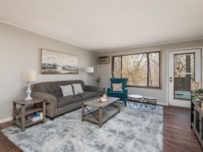 4001 Heritage Hills Dr APT 105, Bloomington, MN, 55437