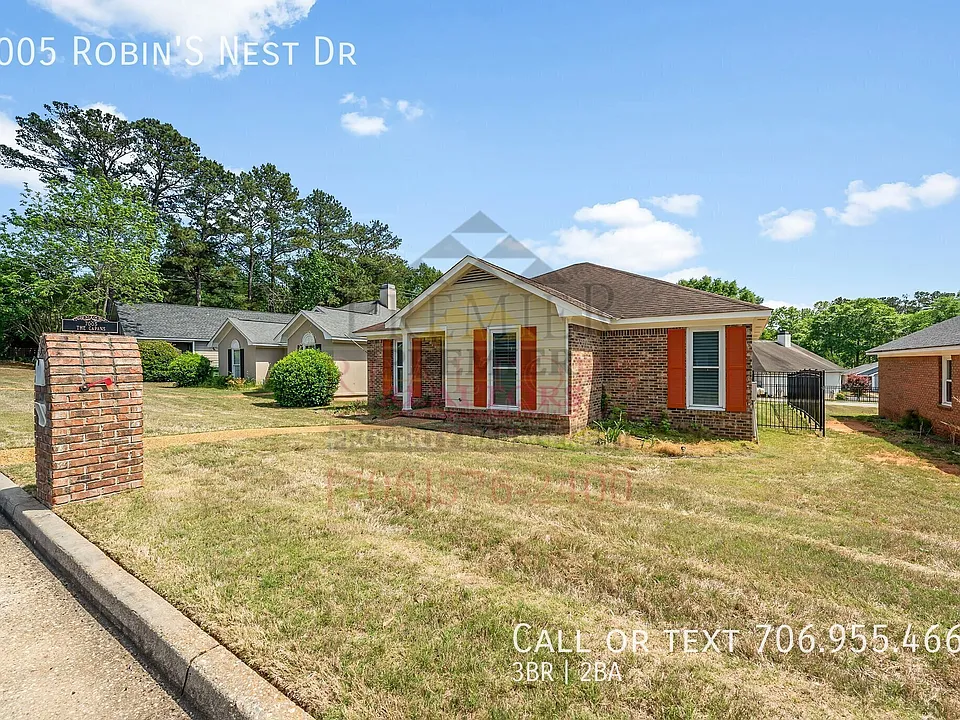 7005 Robins Nest Dr