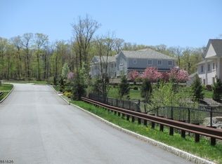 19 Reagan Way, Kinnelon, NJ 07405