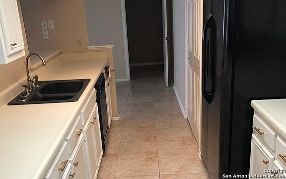 5th image of 3610 Hunters Sound St