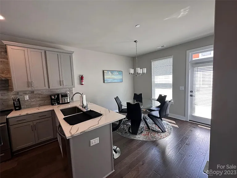 1308 Millpark Ln — Photo 4