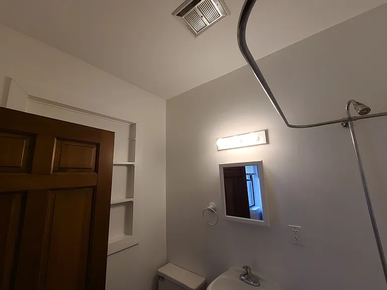 593 Park Ave — Photo 17