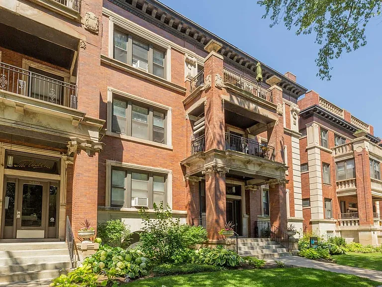5474-5480 S. Hyde Park Boulevard — Photo 8