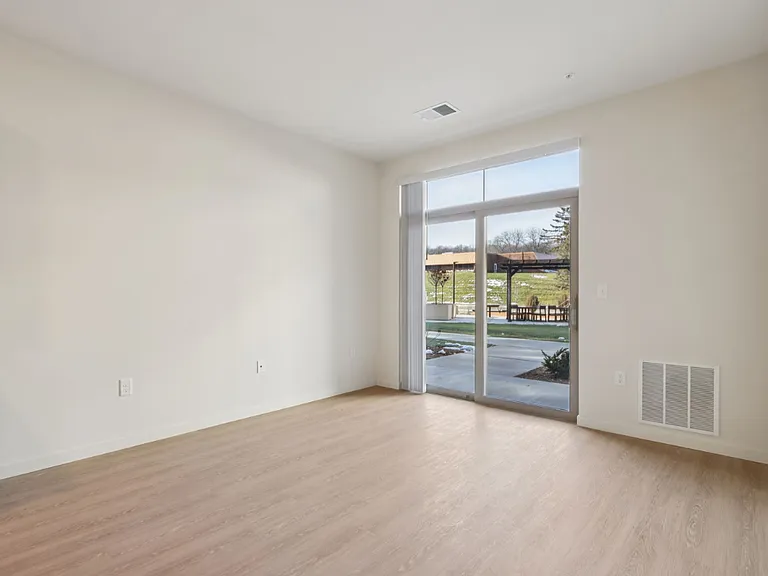 The Flats at Bishop's Woods — Photo 11