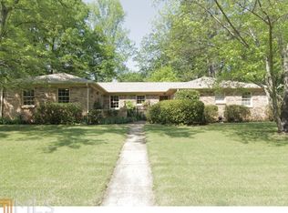 106 Weatherly Ct, Winterville, GA 30683