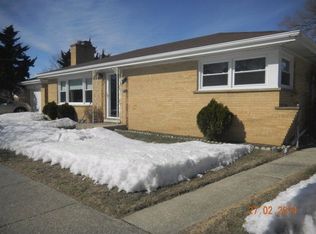 5642 S Park Ave, Morton Grove, IL 60053