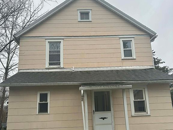 4th image of 40 Cypress St