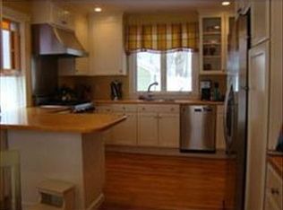 1 Chapman Ave, Andover, MA 01810