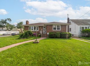 119 Carteret Ave, Carteret, NJ 07008