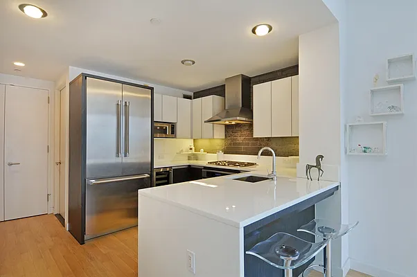 Rented by Corcoran | media 52