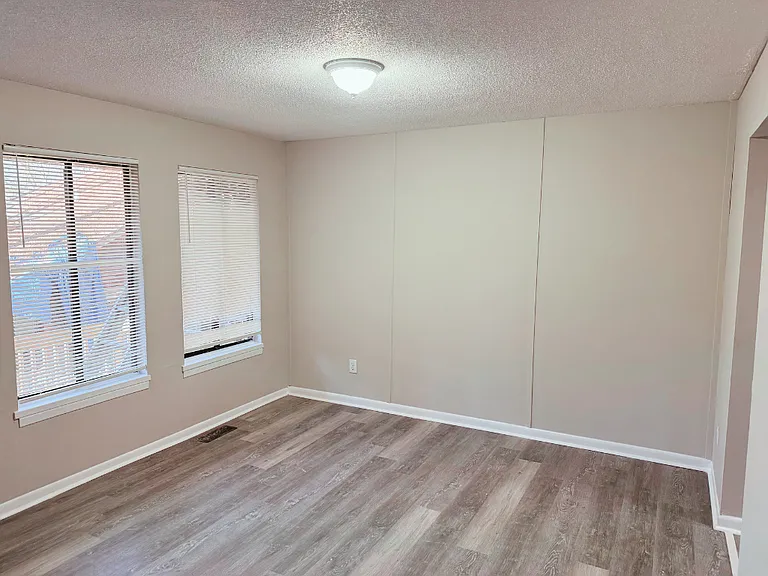 2553 Terrace Trl — Photo 4