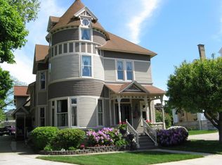 405 E Ludington Ave, Ludington, MI 49431