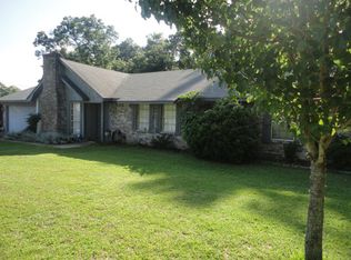 317 Linda Dr, Vicksburg, MS 39180