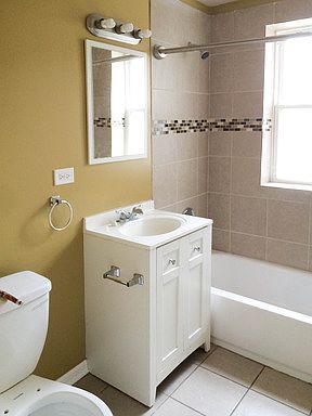 4th image of 1635 W 77th St #1E