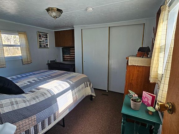 5th image of 36986 Wells Ln