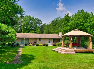 726 Deer Creek Rd, Gibsonia, PA 15044