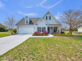 92 Lewis Rd, Hampstead, NC 28443