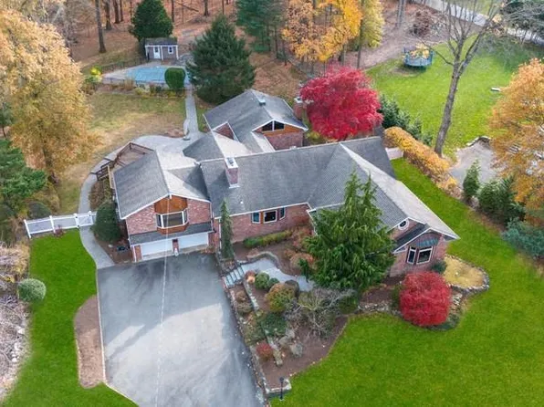 256 Brookside Ave, Wyckoff, NJ 07481