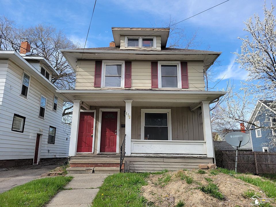 1st image of 410 W Saginaw St