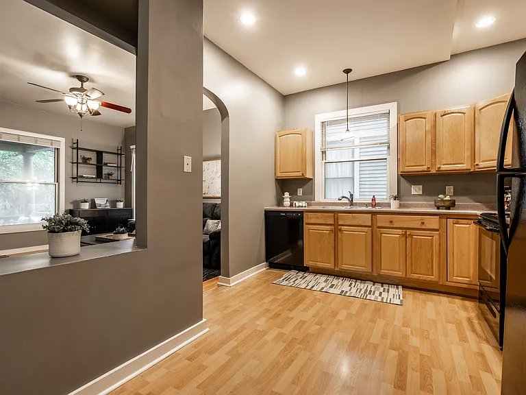 1907 N Delaware St #D — Photo 17