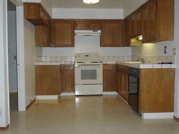 5th image of 3129 Acorn Ct