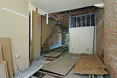3rd image of 17 W 127th St
