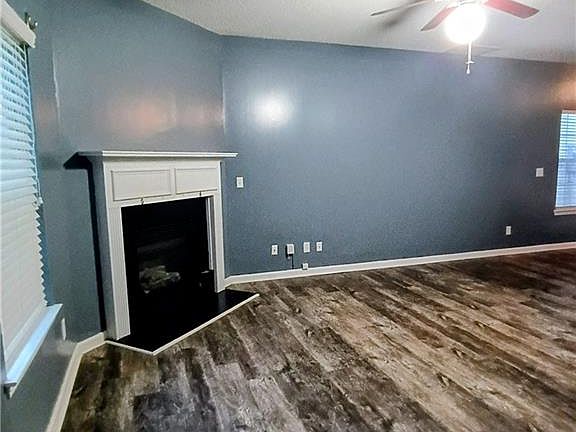 4th image of 325 Barshay Dr