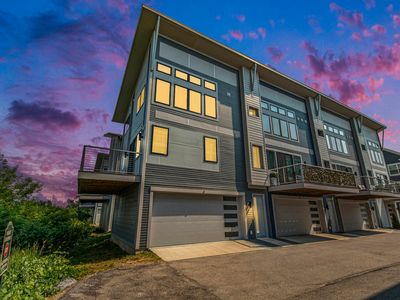 615 Fairview Ave NE Unit 4, Grand Rapids, MI, 49503