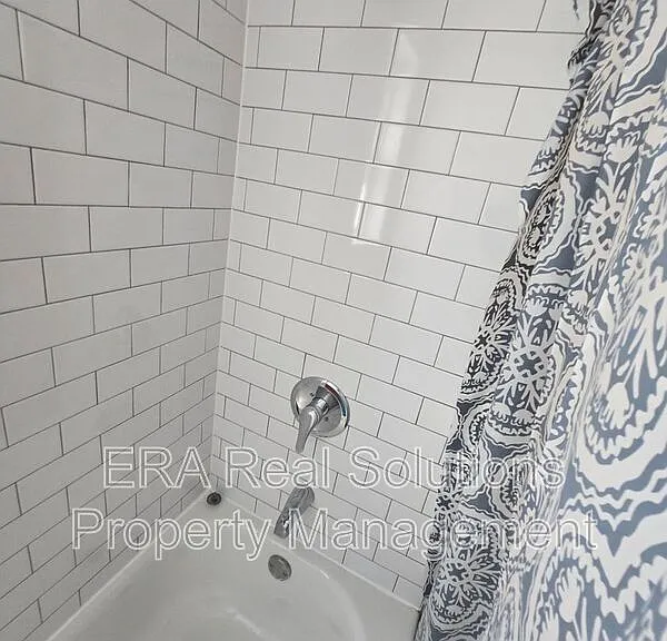 81 N Hampton Rd #B — Photo 14