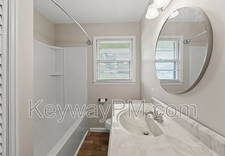 133 Belair Rd — Photo 10